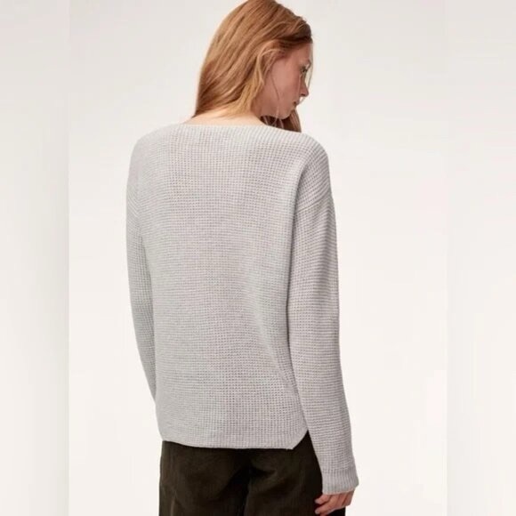 Wilfred Free Aritzia Wolter Waffle Knit Italian Merino Wool V-Neck Sweater Sz M - Picture 4 of 13
